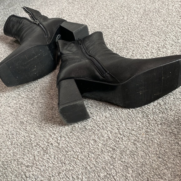 Napoleoni Black Leather Boots - Picture 4 of 9